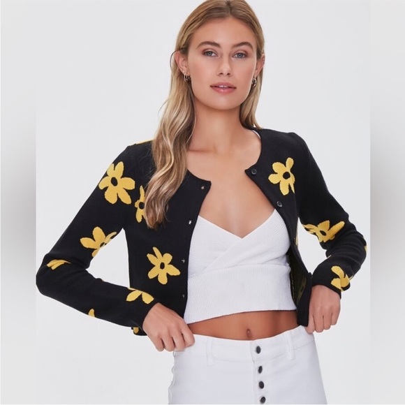 Forever 21 Daisy Crop Cardigan Cream Blue Small Preppy Twee Coquette Spring Chic - Picture 4 of 9